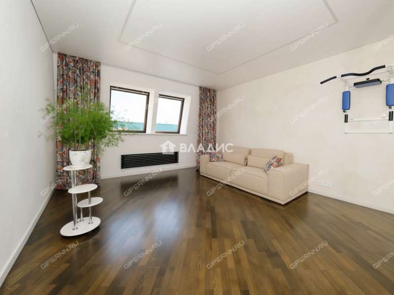 трёхкомнатная квартира на улице Минина дом 29